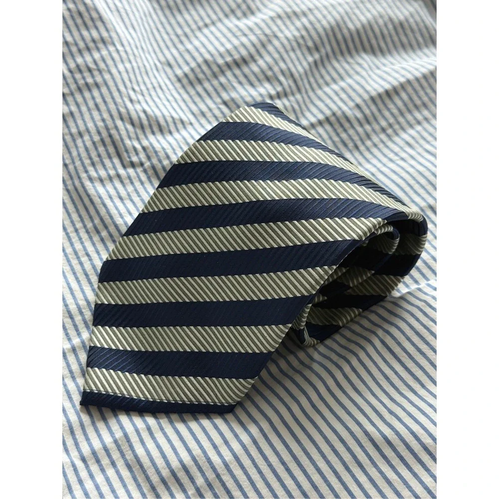 VTG Hugo Boss Tie Mens Navy Blue Silver Repp Stripe Silk‎ Italy Luxury Corporate